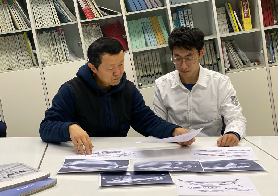宝马科技感车_宝马的创新安全科技如何守护乘客？_宝马车乘客保护系统故障