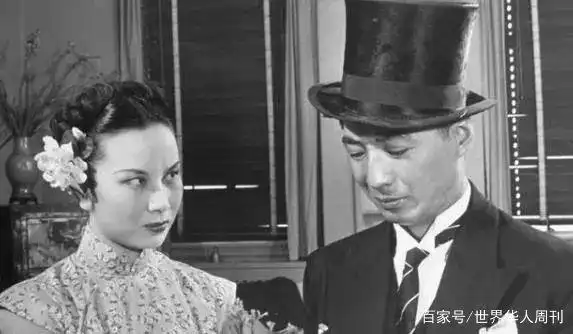 我看一下成龙的电影_成龙电影展_成龙的时代：见证中国电影的崛起