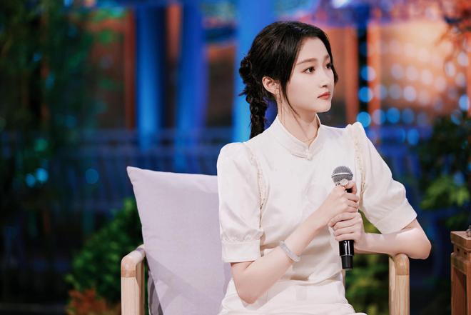 华晨宇去当嘉宾的综艺_华晨宇加入综艺节目，挑战全新角色_音乐综艺华晨宇