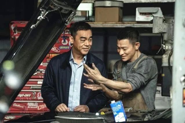 刘德华走红毯视频压轴_刘德华红毯_刘德华的时尚风格与红毯魅力