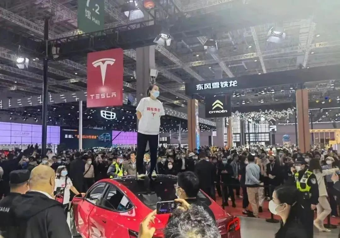 特斯拉在安全性上的成功与挑战_特斯拉安全性测试_特斯拉挑战性安全成功上市时间