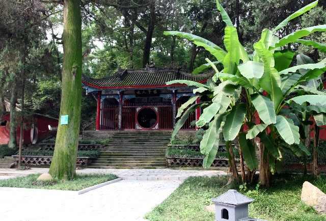 诸葛墓在哪_诸葛亮的墓地与历史遗迹_诸葛之墓