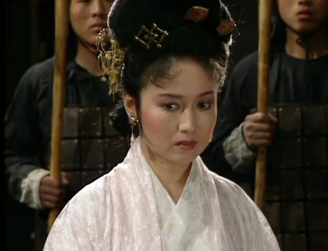 贾诩在三国演义中的形象_三国演义贾诩形象中形象是指_三国演义中贾诩的性格特点