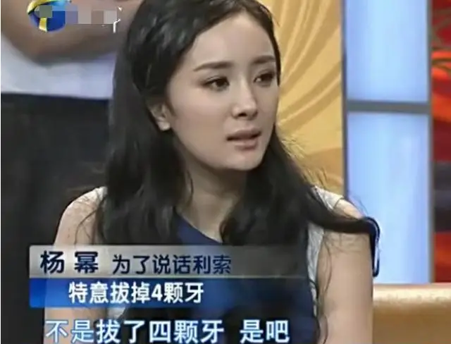 从打星到导演：成龙的转型之路_成龙当导演的电影_成龙转型之作