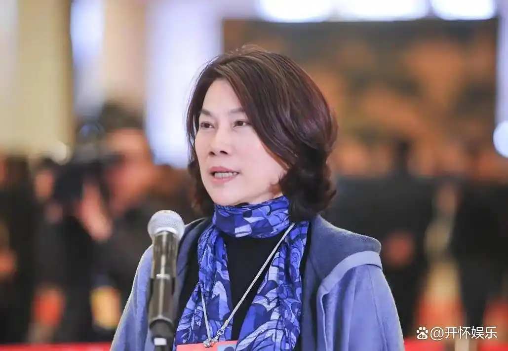 格力公司董明珠股份_格力董明珠最新新闻_格力电器在董明珠停职审查后的市场表现及其应对策略