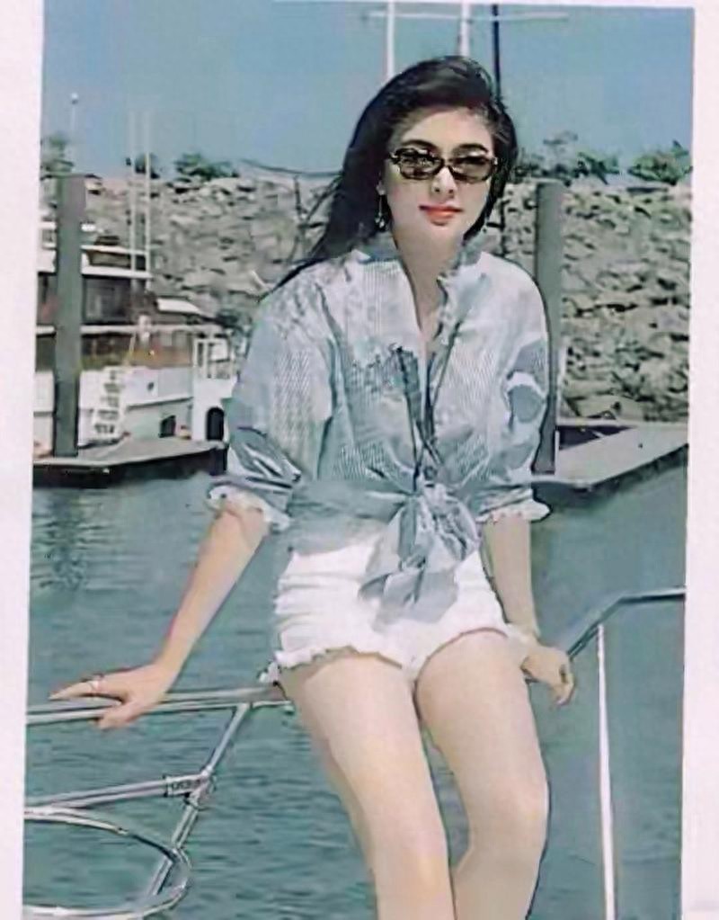 关之琳电影造型_关之琳风格_关之琳的影视作品中的女性形象