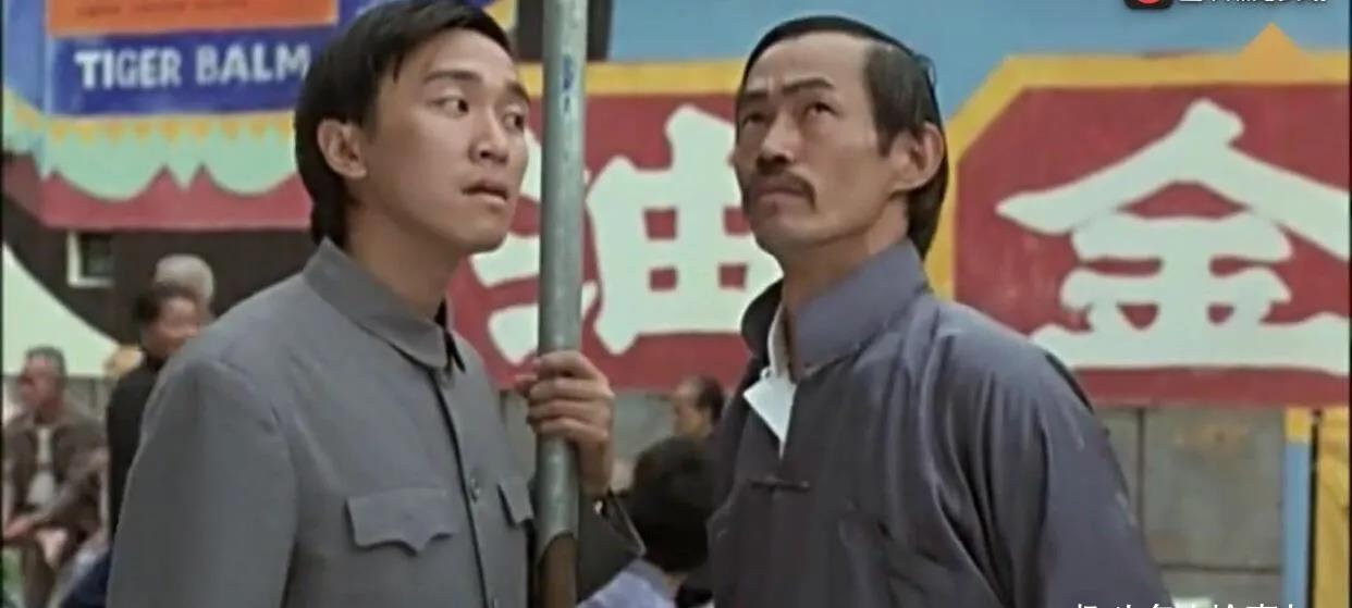 演艺生涯李小龙成就最高的是_李小龙的表演者_李小龙的演艺生涯与成就