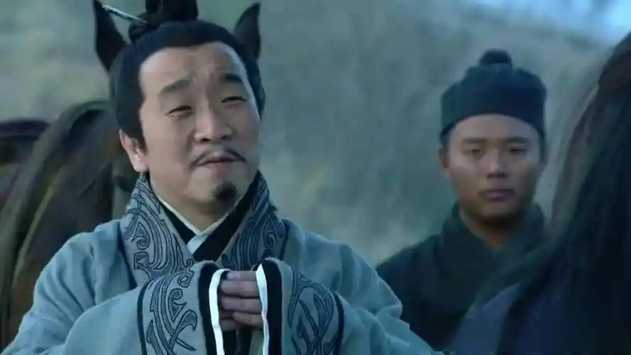 庞统刘备_庞统的忠诚与对刘备的支持_庞统刘备对换