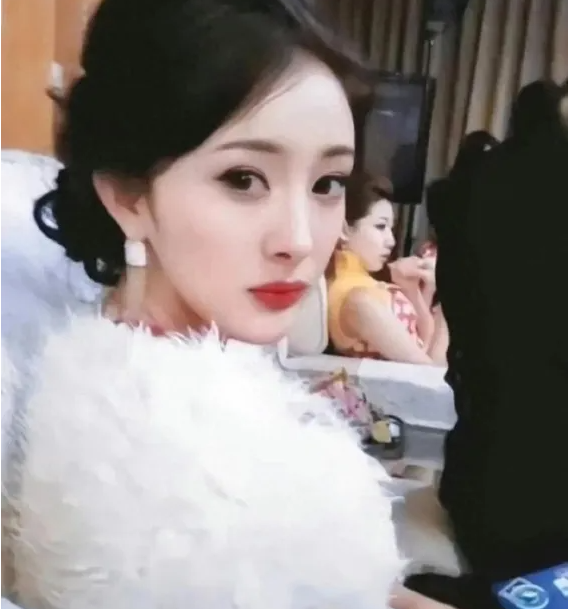 杨幂演技进步_杨幂演技到底如何_杨幂的演技提升与职业发展
