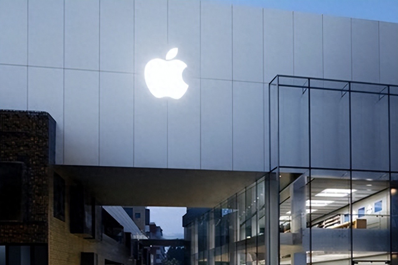 苹果引领手机发展_为什么iPhone总是引领手机市场？_iphone引领一个时代