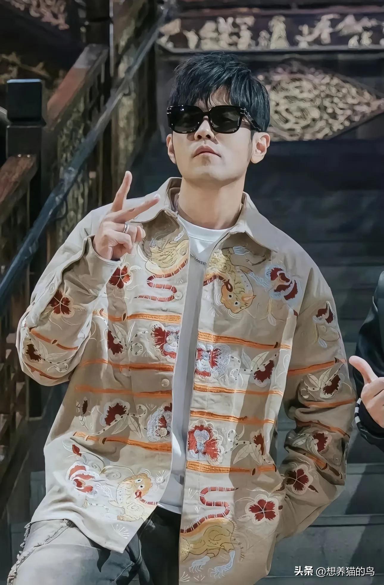 李宗盛的音乐影响力横跨世代，依然活跃在乐坛_影响世代最深的歌手_华语乐坛最有影响力的女歌手