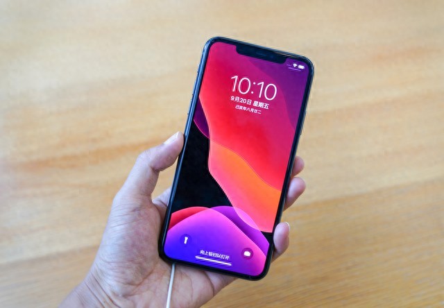 iphone引领一个时代_为什么iPhone总是引领手机市场？_苹果手机引领手机的发展方向