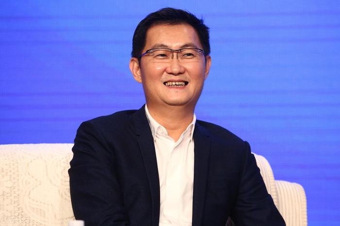 胡润与华人企业的崛起_华人企业家排名_十大华人企业家财富传奇