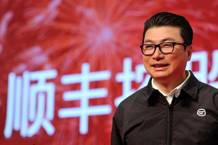 十大华人企业家财富传奇_胡润与华人企业的崛起_华人企业家排名