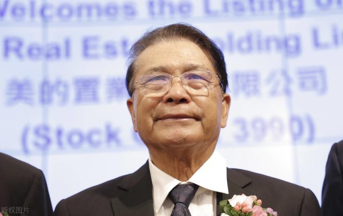 十大华人企业家财富传奇_胡润与华人企业的崛起_华人企业家排名