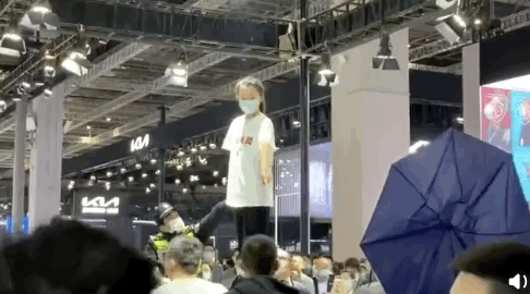 针对特斯拉_特斯拉的安全成绩如何吸引全球消费者？_专家分析特斯拉