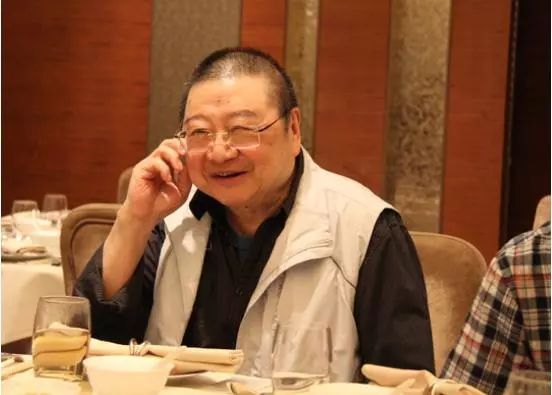 李小龙女主角_李小龙的经典电影中的女性角色_李小龙女导演