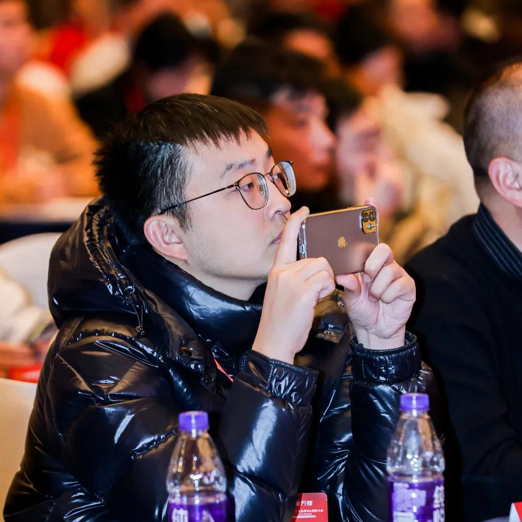 胖东来是如何服务顾客_胖东来优质服务案例200字_透视胖东来的顾客服务创新历程