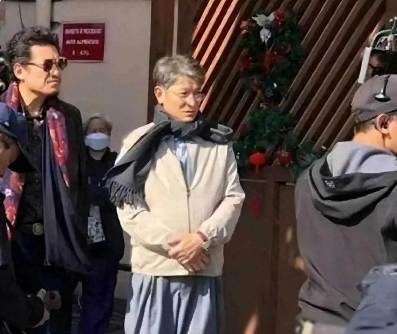 刘德华的公益事业与社会责任_刘德华公益活动_刘德华公益慈善