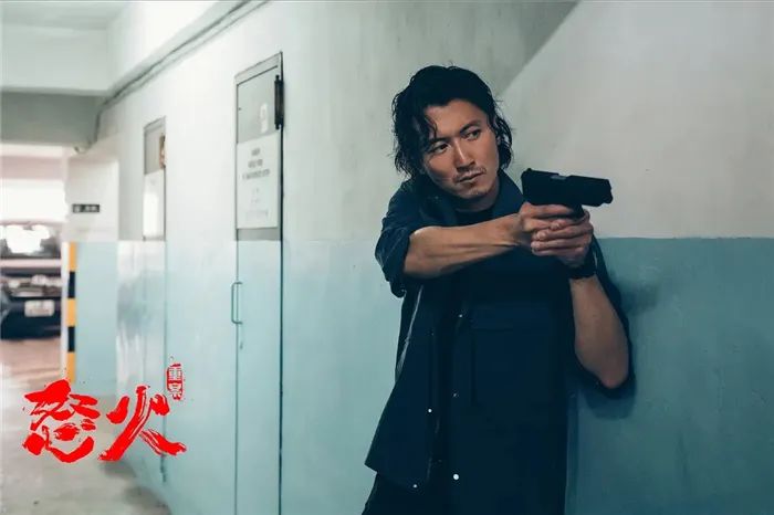 林青霞与周润发的银幕搭档_周润发林青霞颁奖视频字幕版_周润发和林青霞金像奖视频