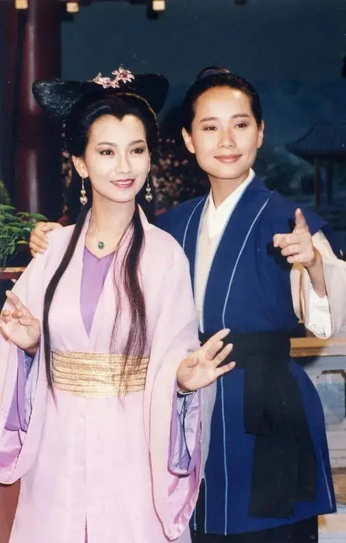 林青霞周润发颁奖_林青霞与周润发的银幕搭档_周润发和林青霞合作的电影