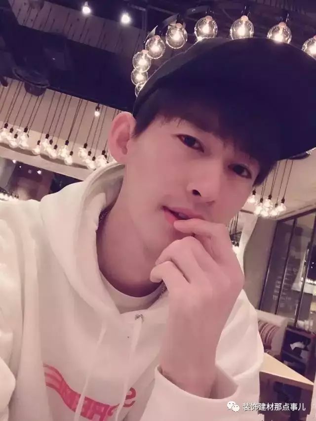 吴京的风格_导演吴京电影风格和特点_吴京的特点与风格演变